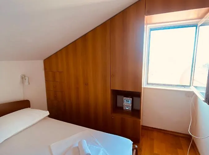 Sky View Of Hell Islands * フヴァル