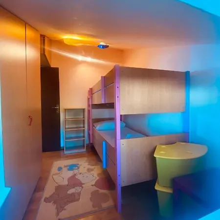 Sky View Of Hell Islands Apartment